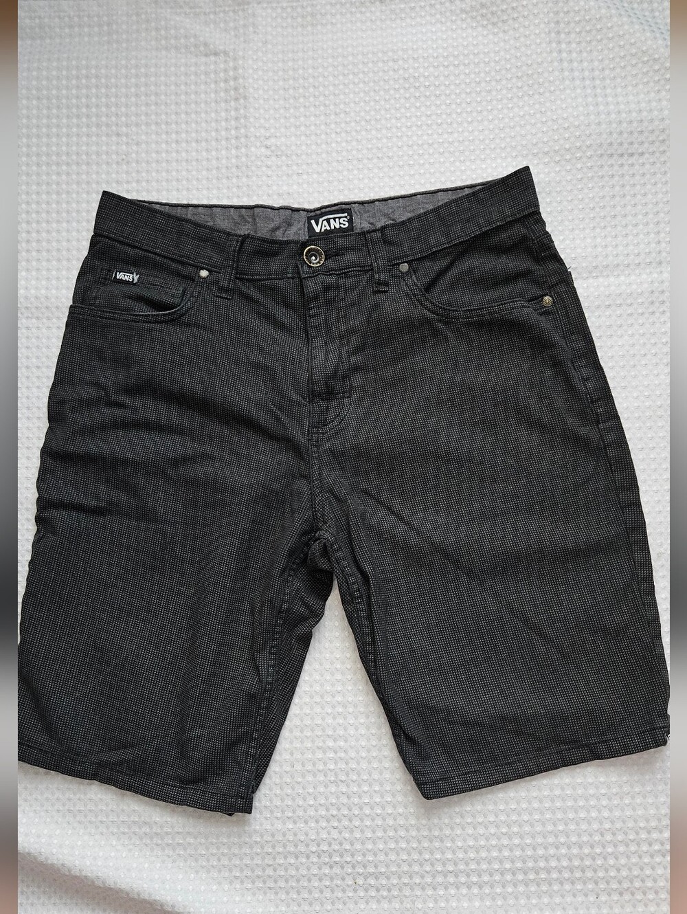 Vans Men's Black Grey Checkered Print Flat Front Shorts Size 30